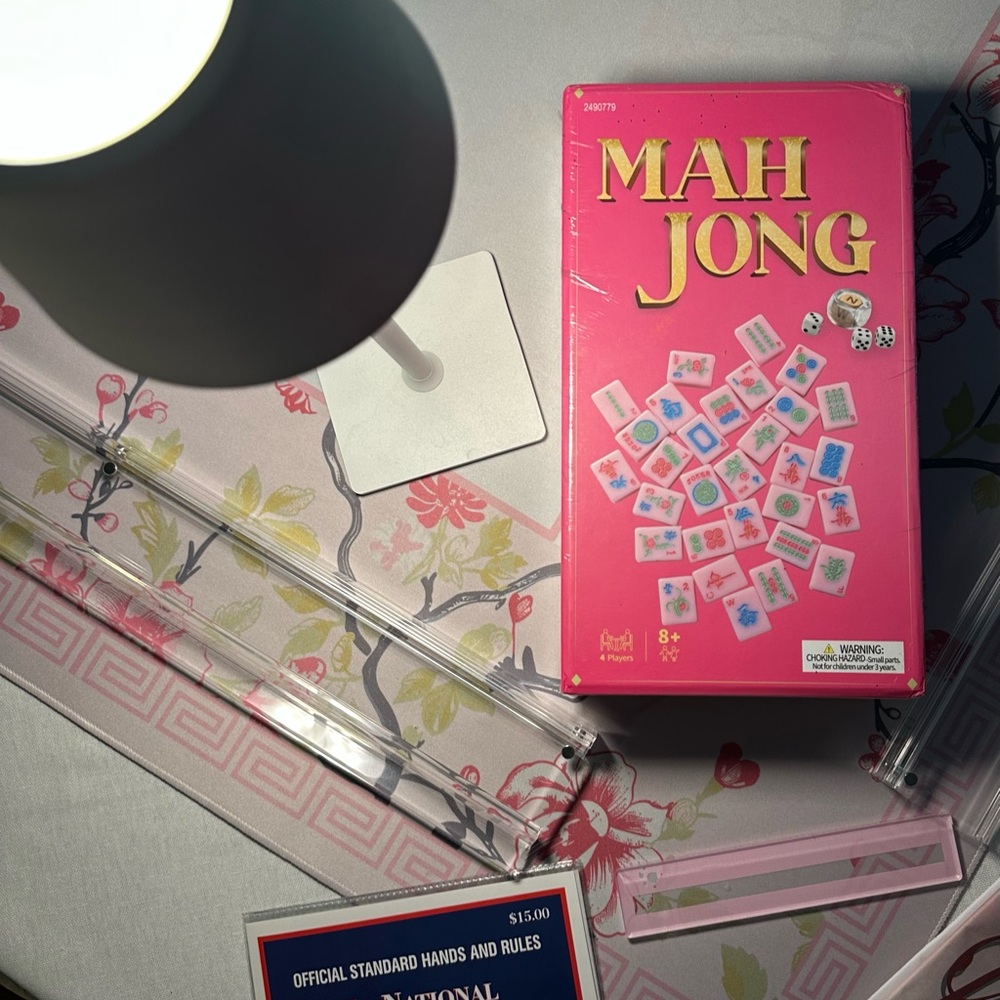 Mahjong Game Set - Pink tiles